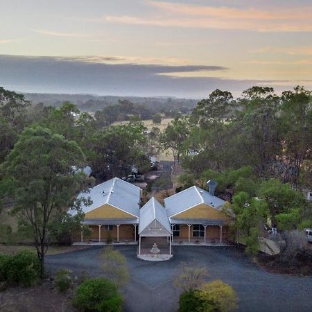 Lockyer Motel Helidon Экстерьер фото