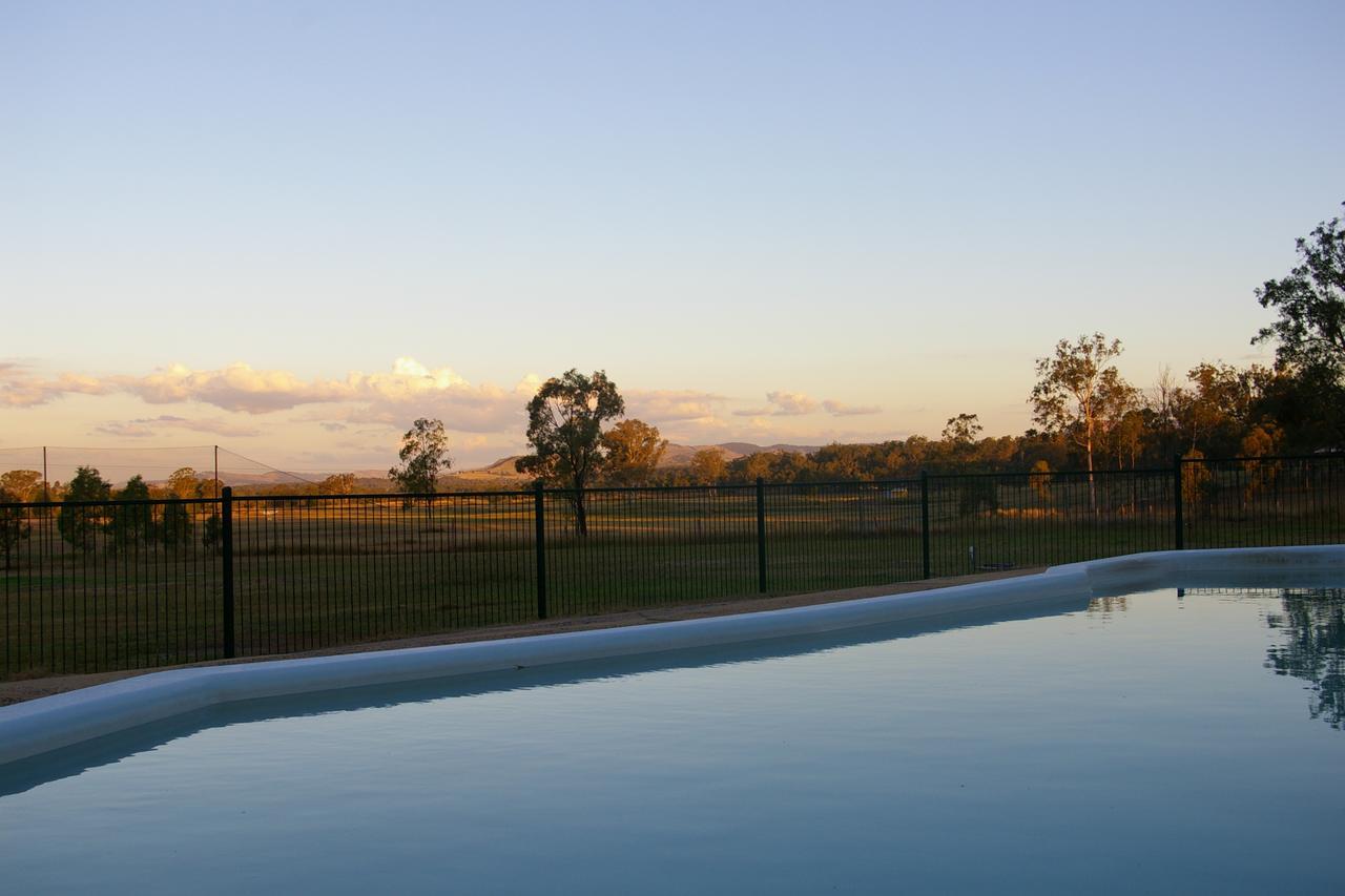 Lockyer Motel Helidon Экстерьер фото