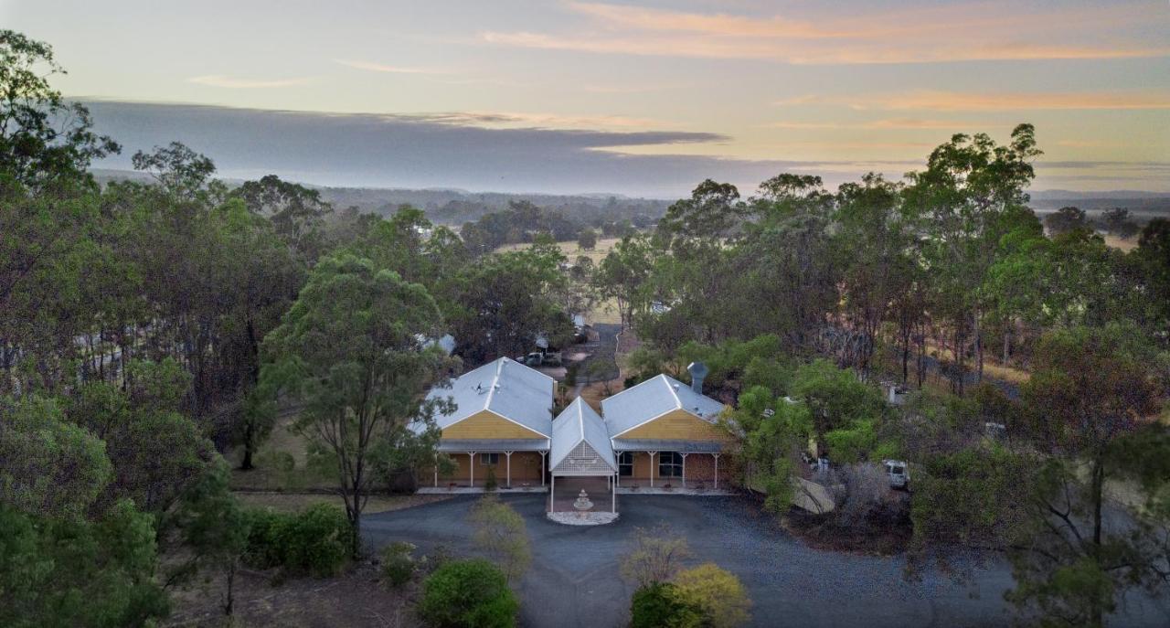 Lockyer Motel Helidon Экстерьер фото